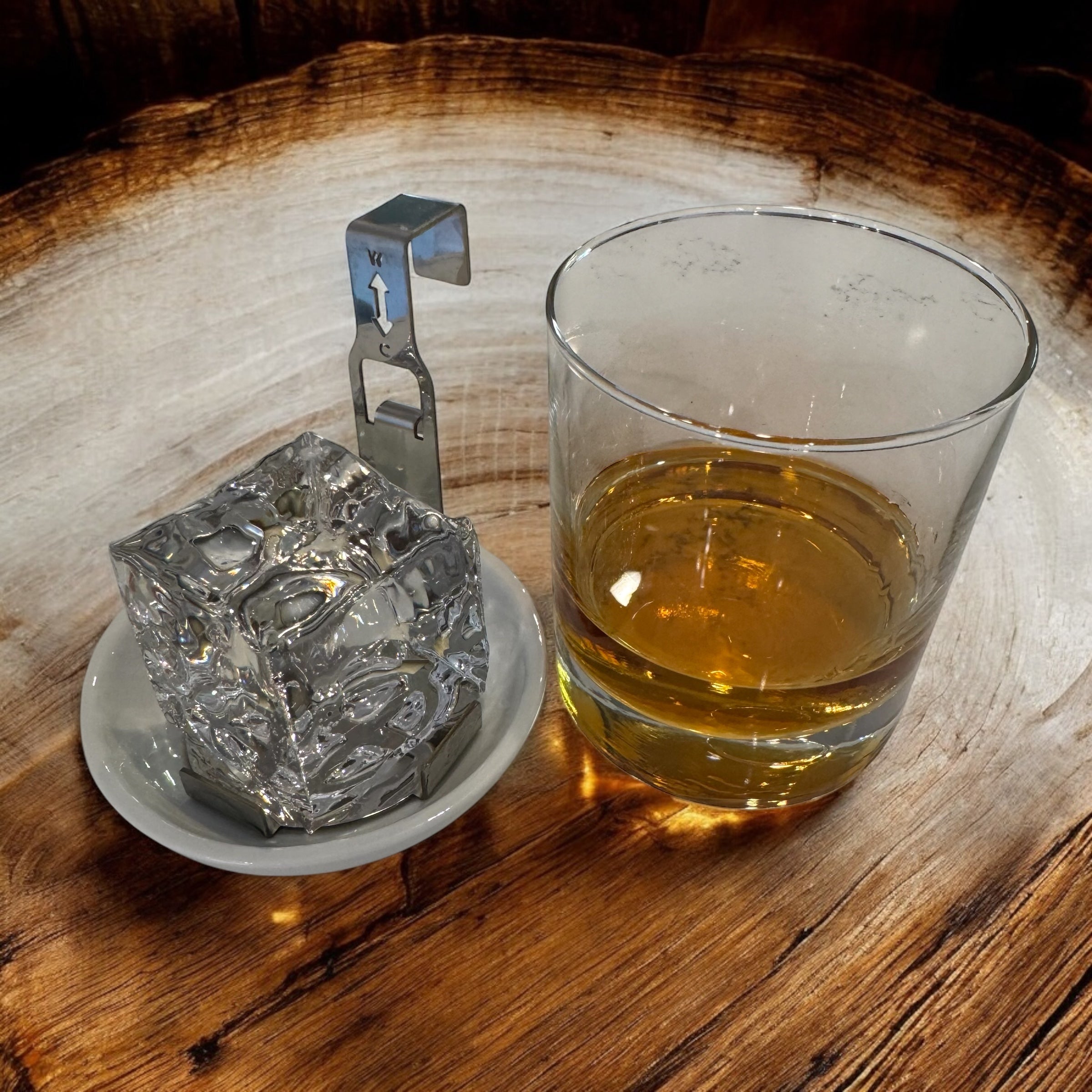 Deluxe Whisky Lift Glass Set